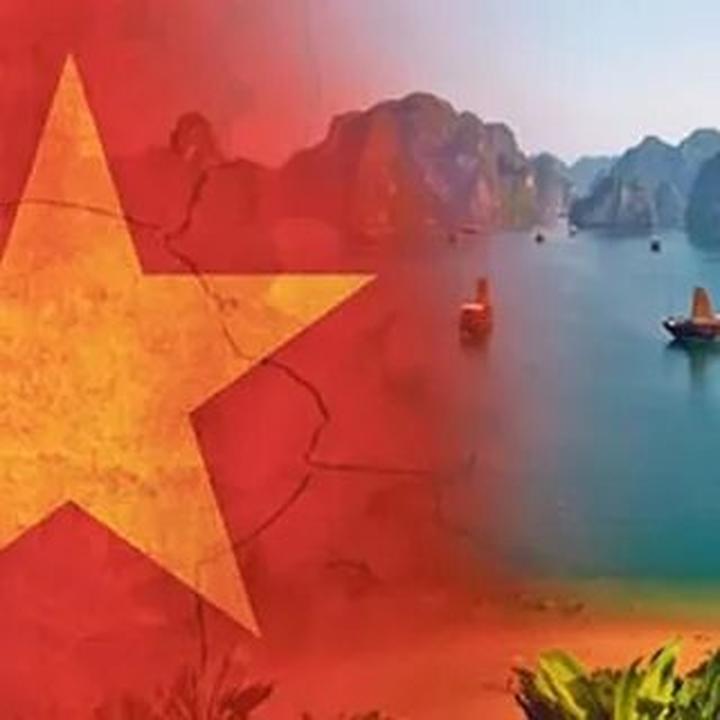 Triệu Lộ Tư cắt phăng mái tóc - Cảm hứng video marketing từ Hotspot Matrix